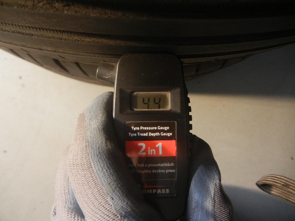 Letní pneu Michelin 275/35R22 - 3