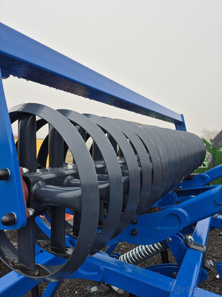 Radličkový kypřič CZAGRO Hestie 3m. - 3