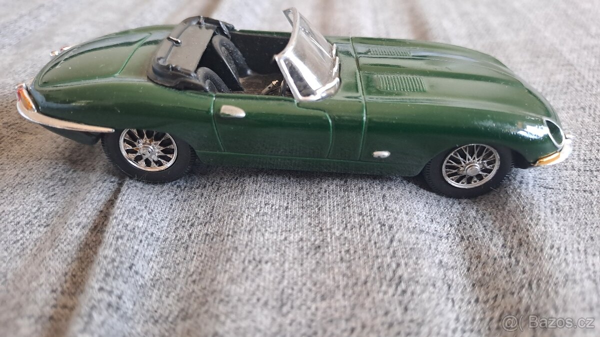 Jaguar 1:43 - 3
