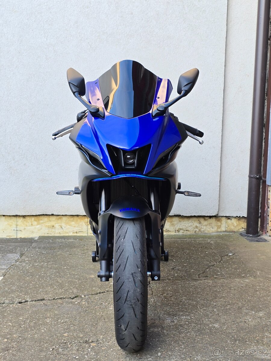 Yamaha R7 - 3