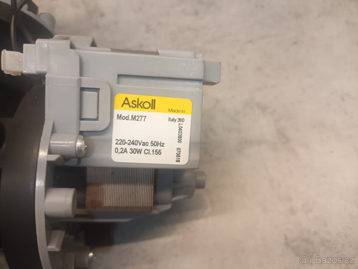 Čerpadlo z pračky Whirlpool FSCR 10432 - zánovní - 3