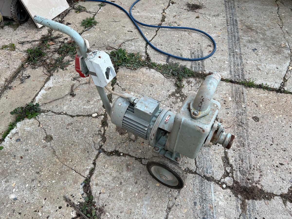 Mobilni cerpadlo s motorem - 3