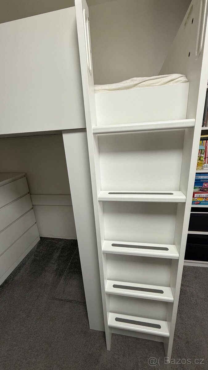 Patrová postel SMASTAD s psacím stolem - 3