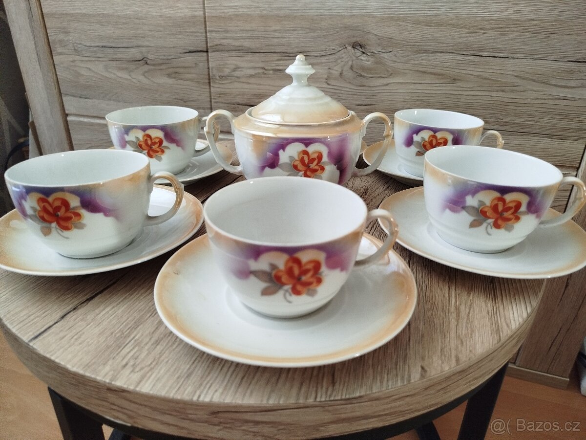 Starožitná porcelánová sada - 3