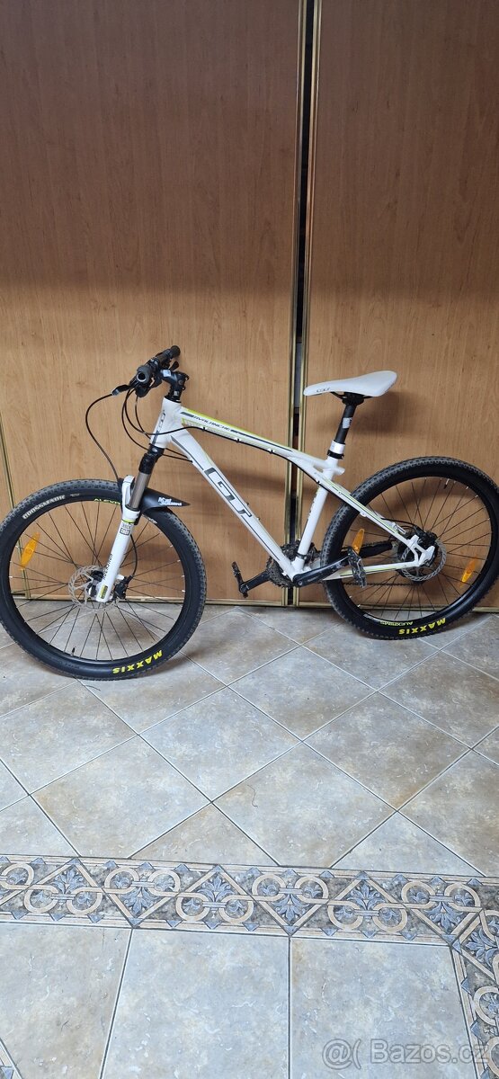 Horské kolo GT Avalanche 1.0 - 3