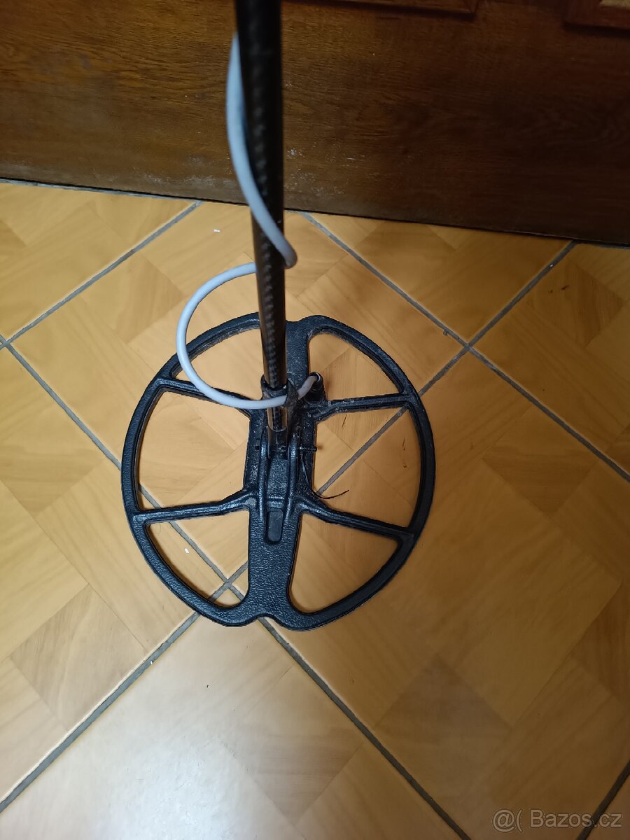 Detektor kovů GoldenMask Zero LP30. - 3