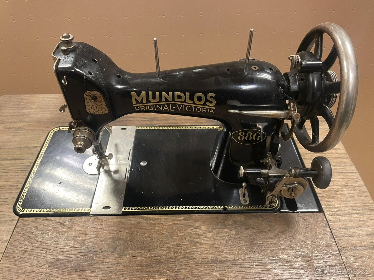 Starý šicí stroj Mundlos Victoria 88G - 3