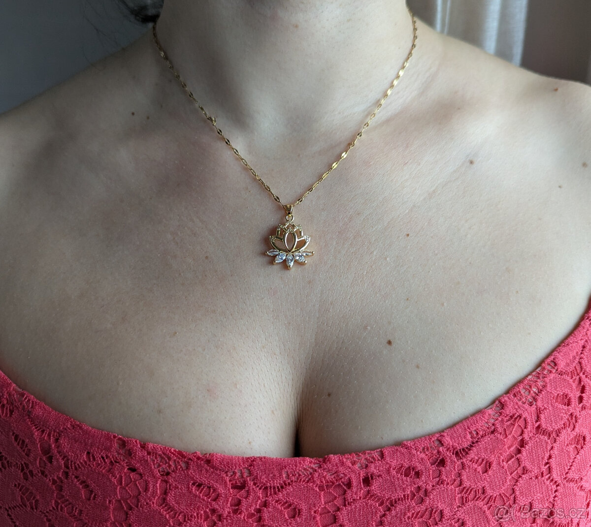 Nepoužitý přívěšek s náhrdelníkem - 3