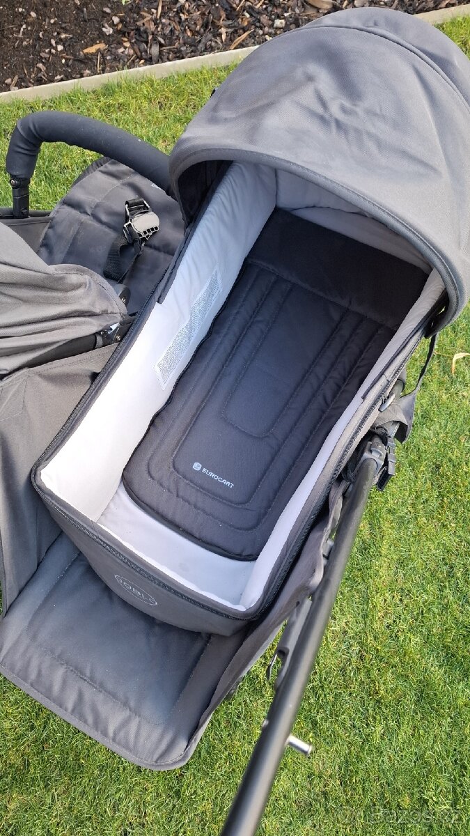 Sourozenecký kočárek - 3