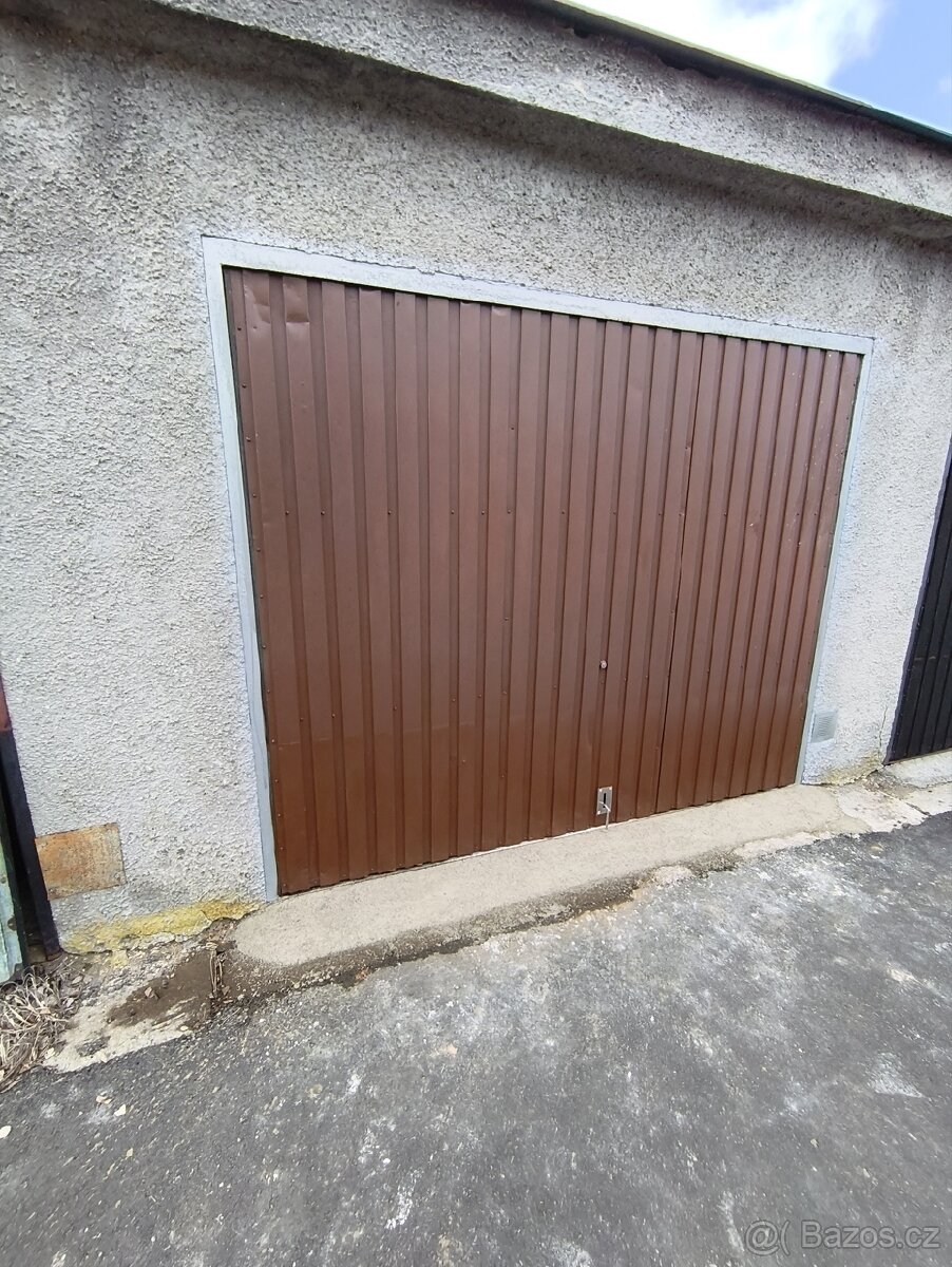Garáž ul. Plzeňská - 3