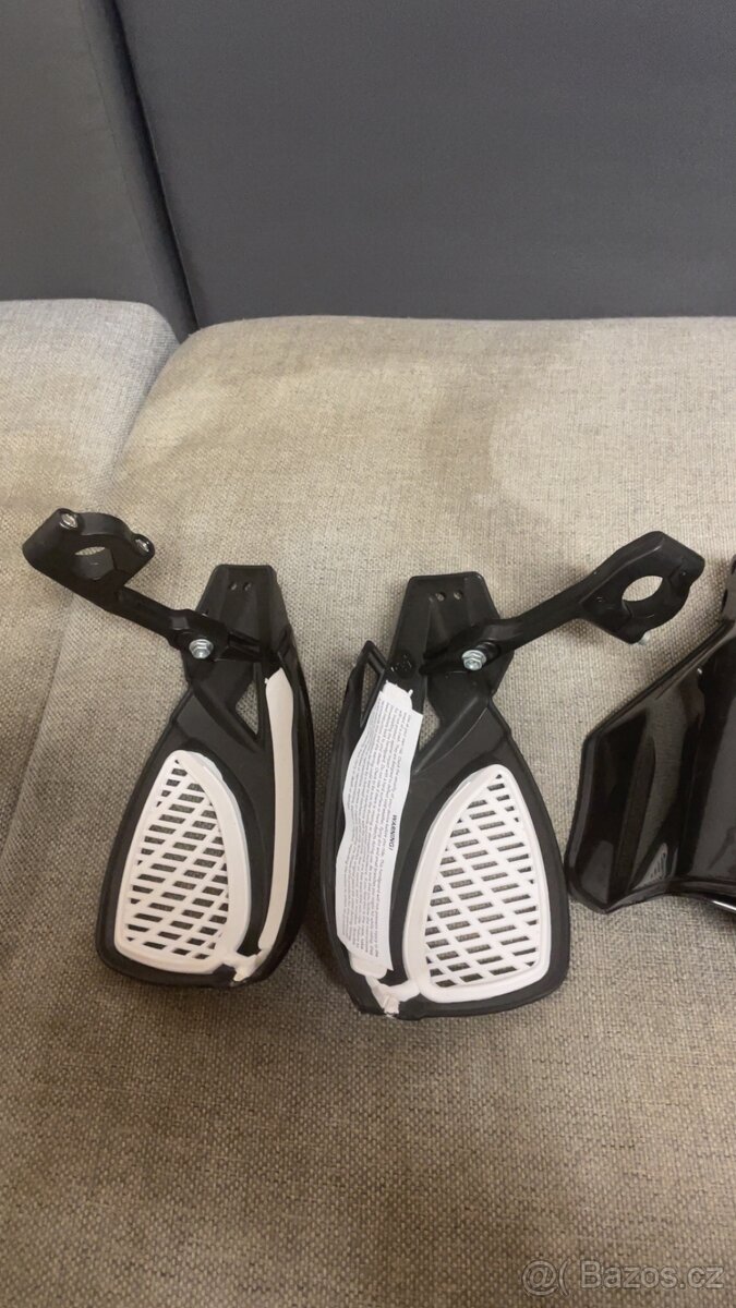 Blastry na motorku (kryty páček) ACERBIS