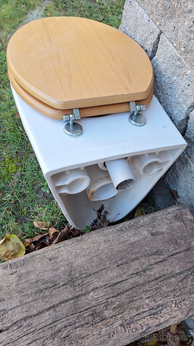 Závěsné WC Jika + prkénko - 3