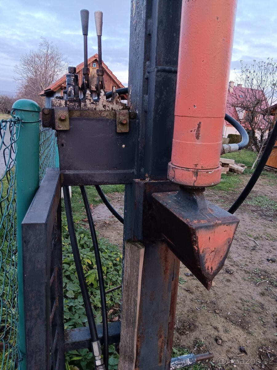 Štípačka dřeva - 3