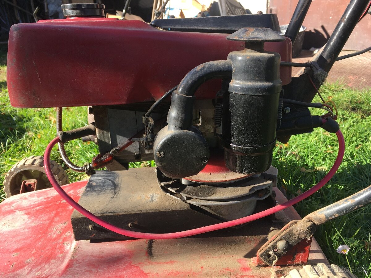 benzinova sekačka - 3