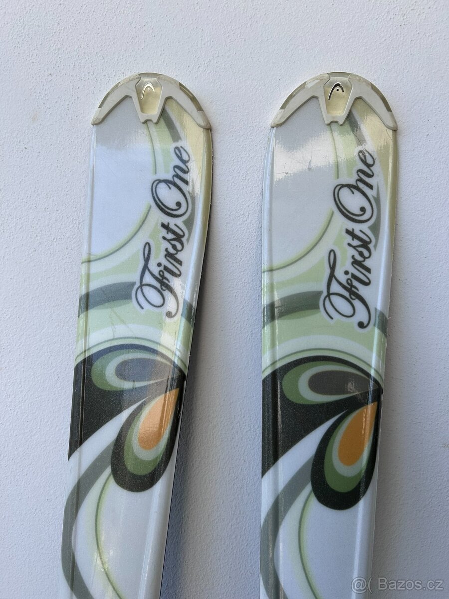 Dámské lyže Head, hůlky, přilba + brýle, kukla - 3