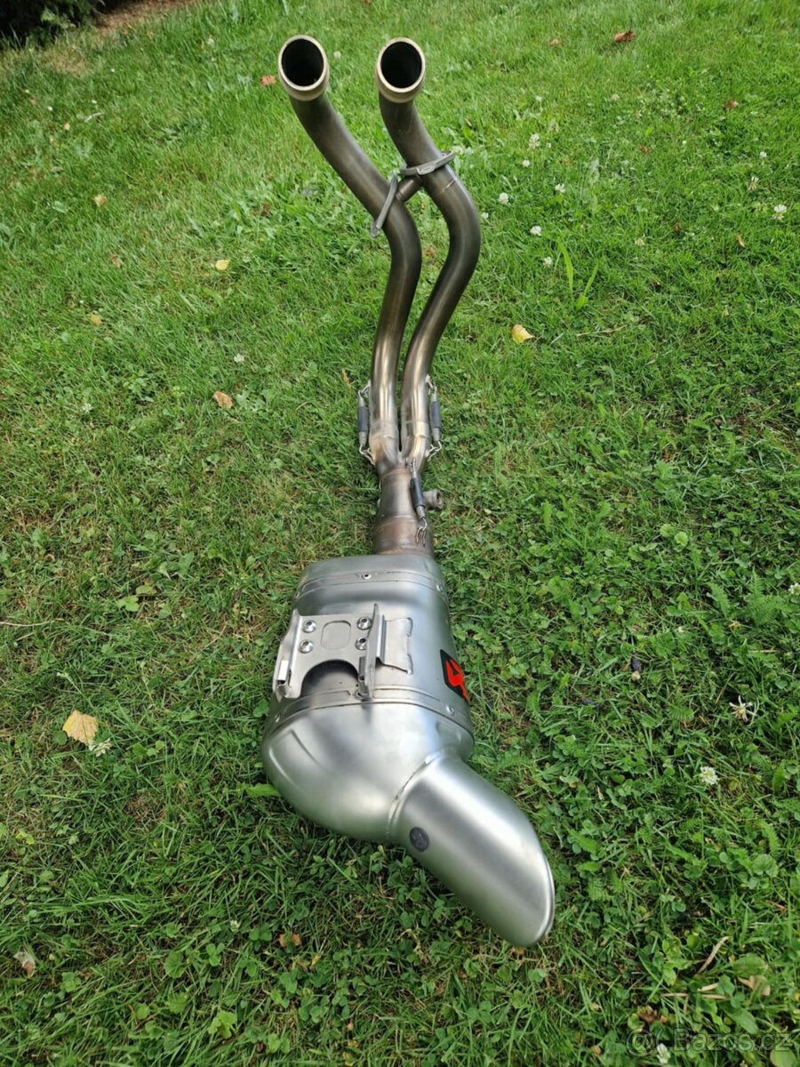 Yamaha MT 07 Akrapovič - 3