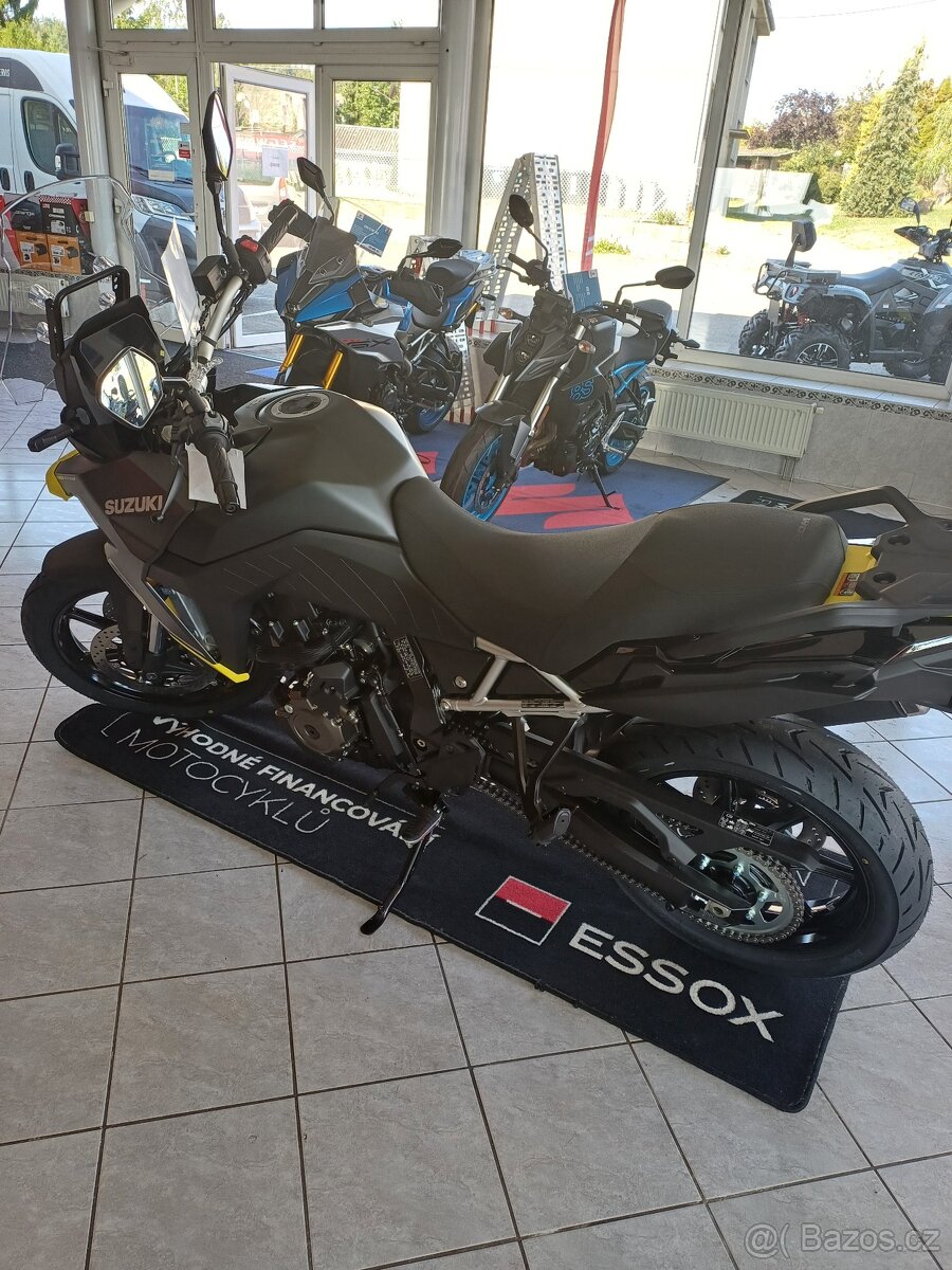 Suzuki V Strom 800 - 3