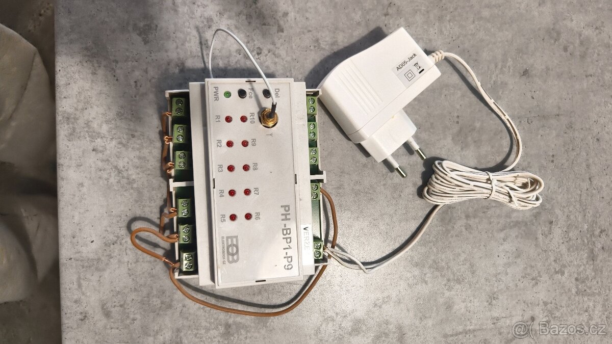 Prodám kompletní řízení rozvaděče podlahového topení - 3