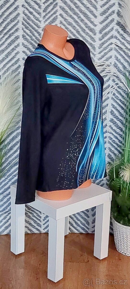 KRÁSNÝ NOVÝ DÁMSKÝ SVETŘÍK - ERBOSSI - vel. L/XL - 3