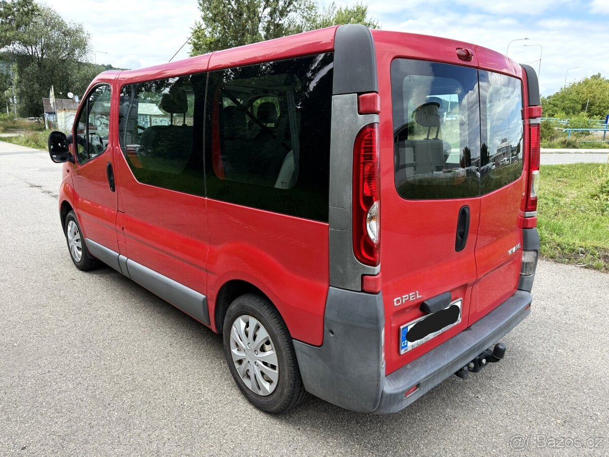 Opel Vivaro 2.0DCI 9 míst - 3