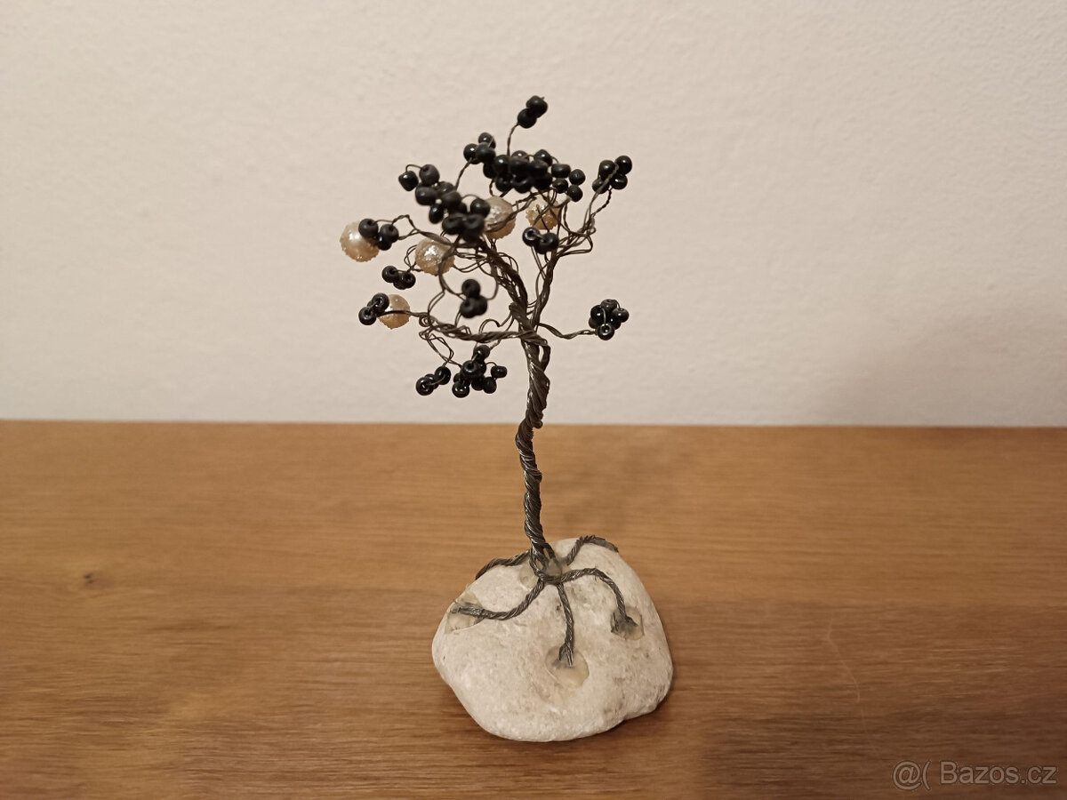 Dva stromečky a váza - 3