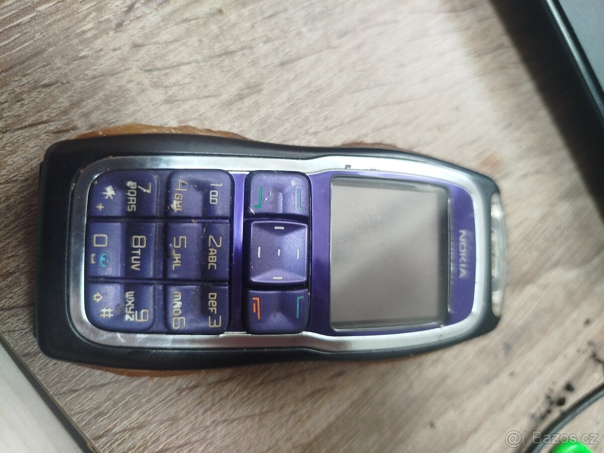 Nokia3220 top.stav - 3