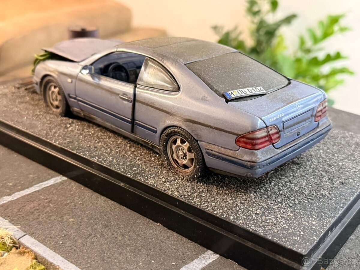 VRAK - 1:18 Mercedes-Benz CLK 230 Coupe - Modrá - ANSON - 3