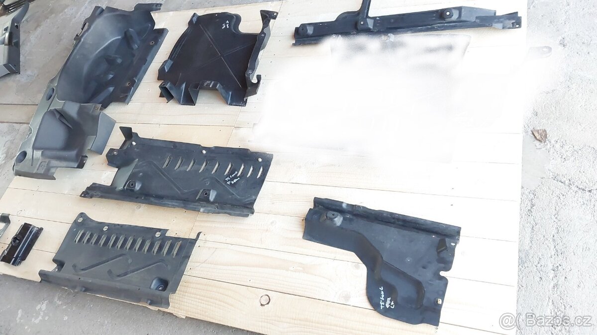 VW Transporter T5 – KRYTY - PLASTY PODVOZKU - 3