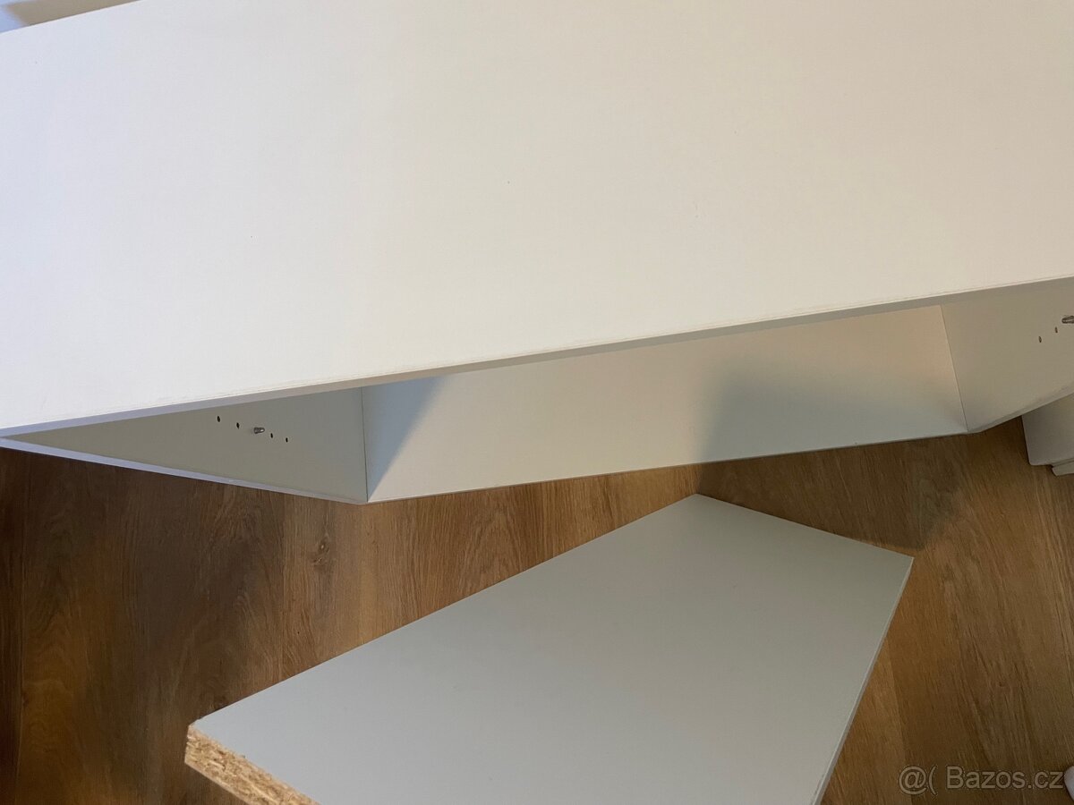 Bílá skříňka - 3