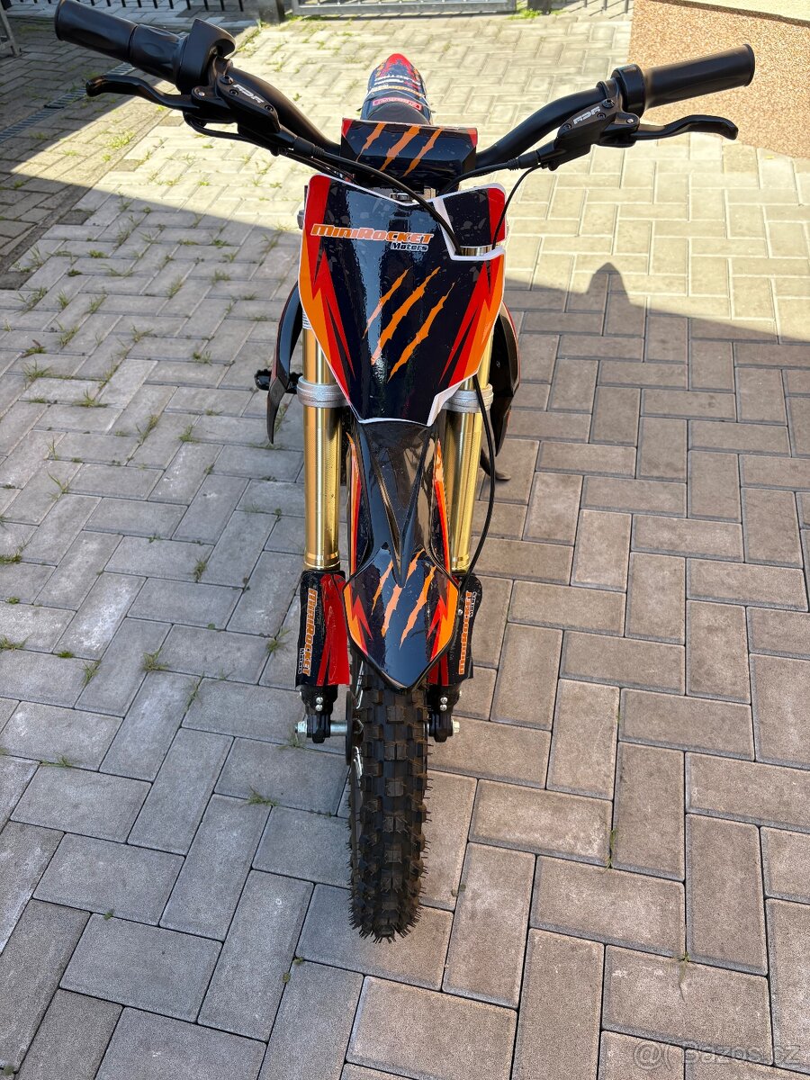 Elektrická motorka pitbike