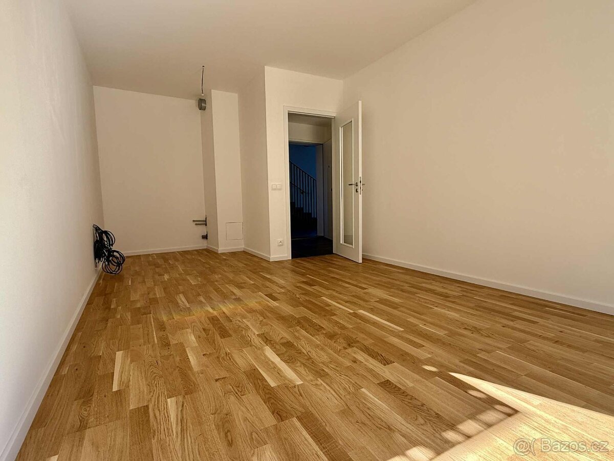 Prodej bytu 2kk, ul. Maroldova, Praha 4 - Nusle - 3