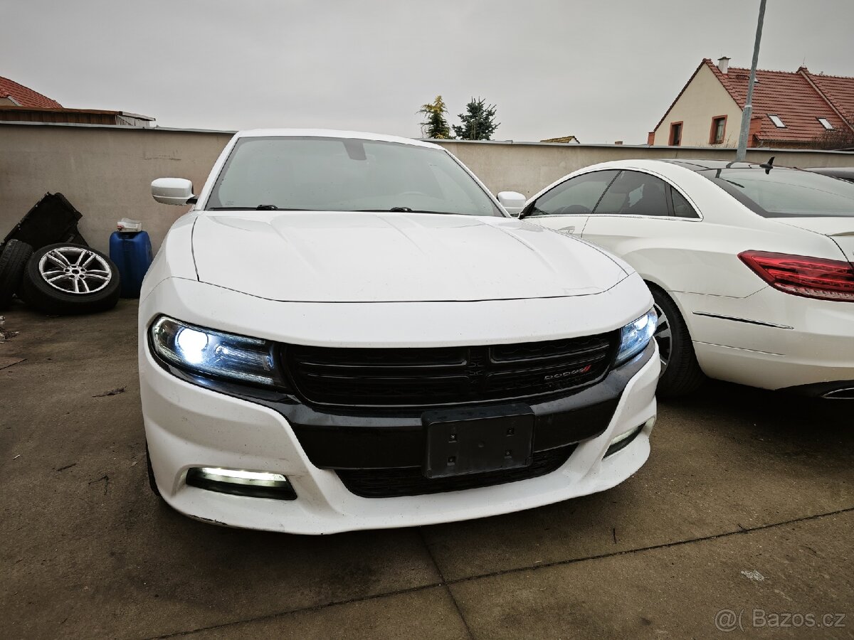 Dodge Charger - 3