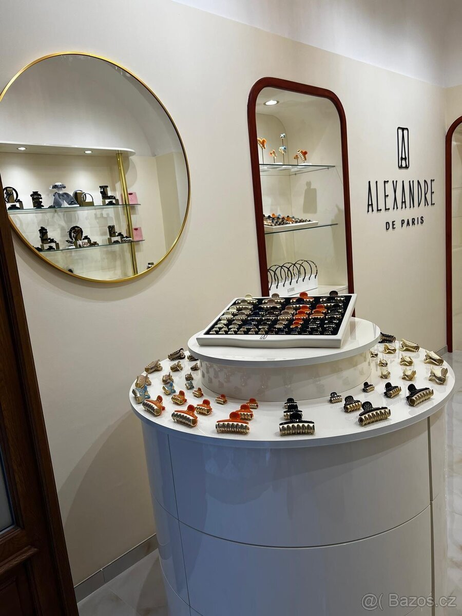 Luxusní lakovaný nábytek - 3