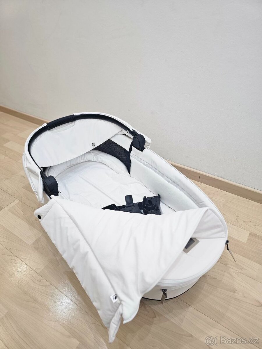 Korbička Priam Lux Carry Cot - 3