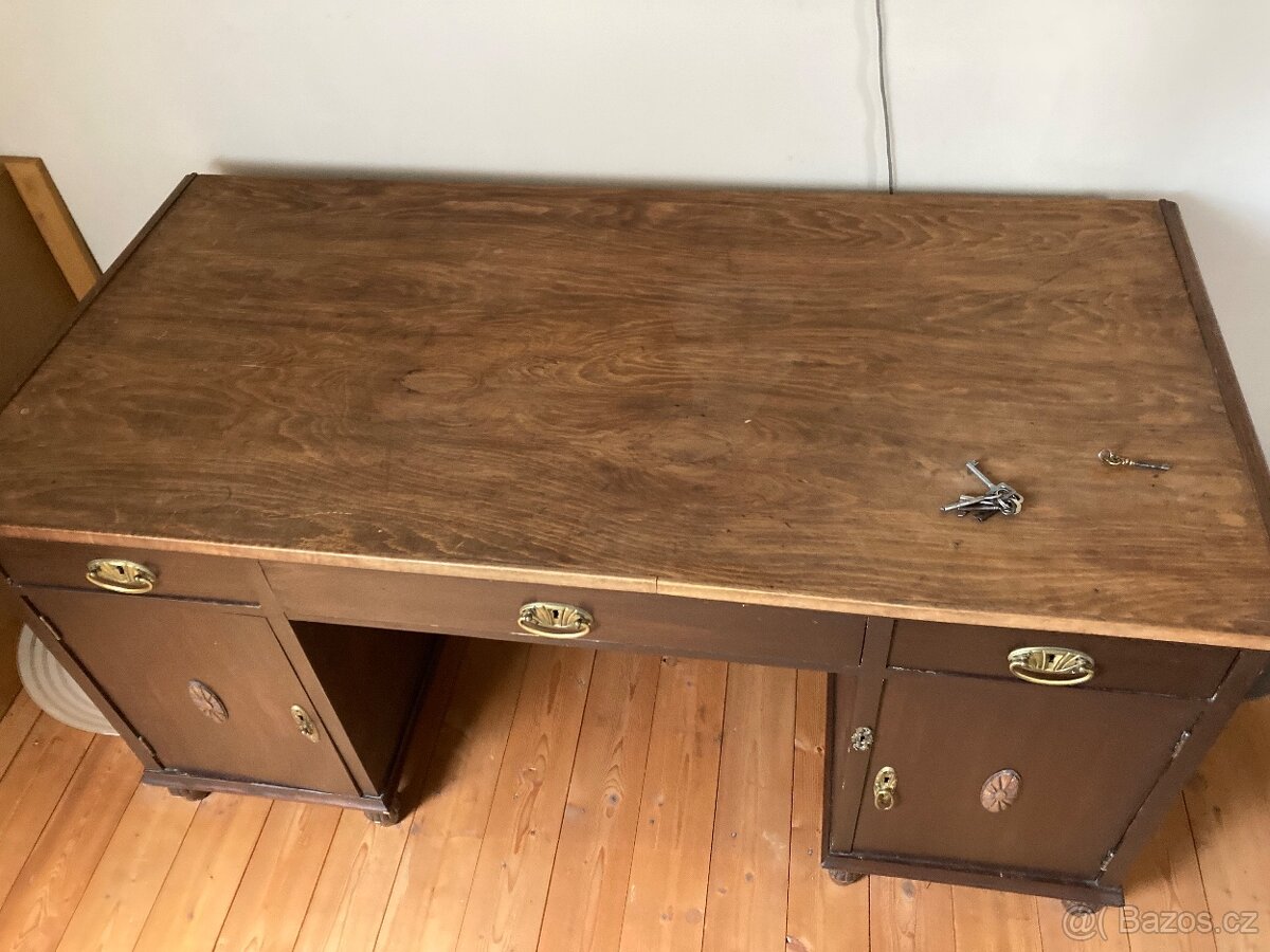 Starý psací stůl - 3