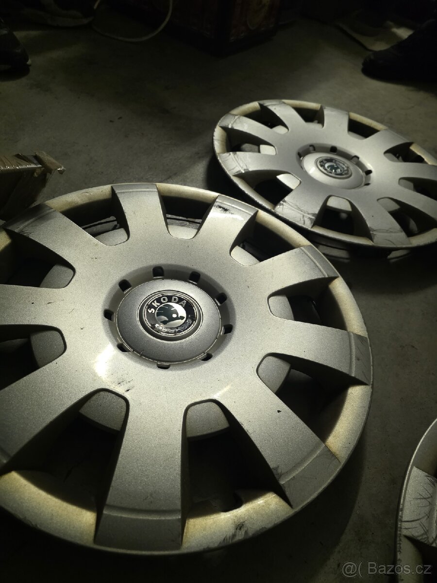 Poklice Škoda r16 - 3