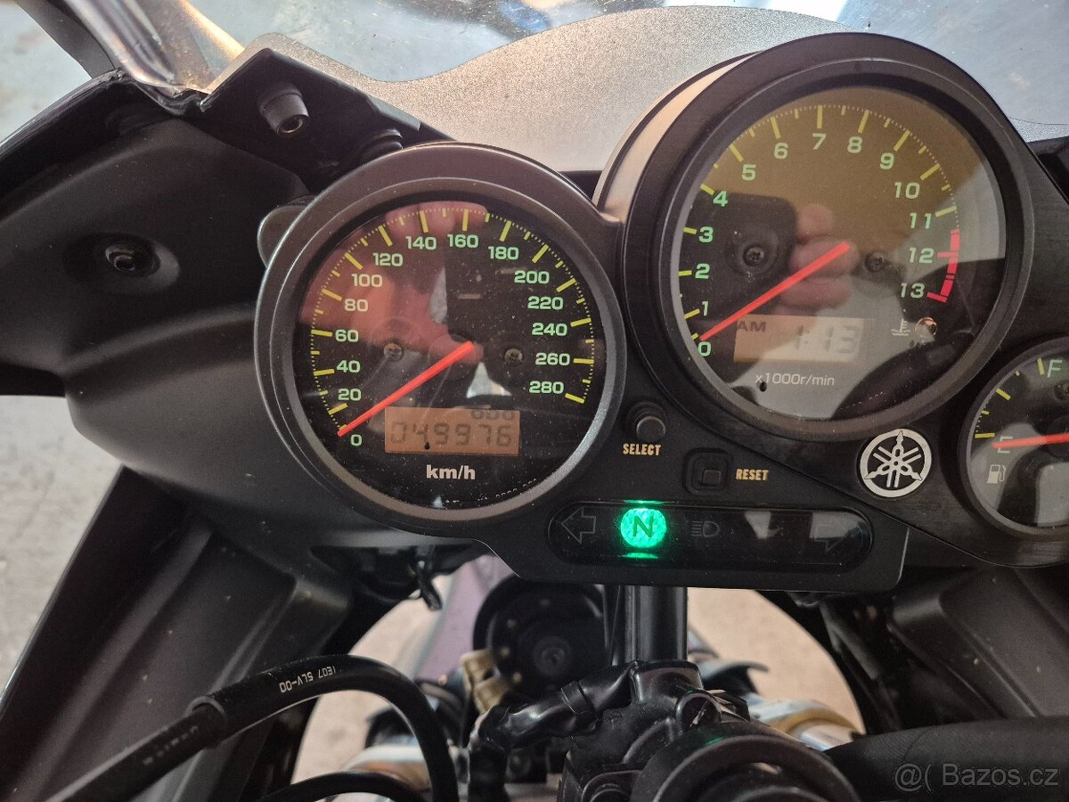 Yamaha Fazer 1000 - 3