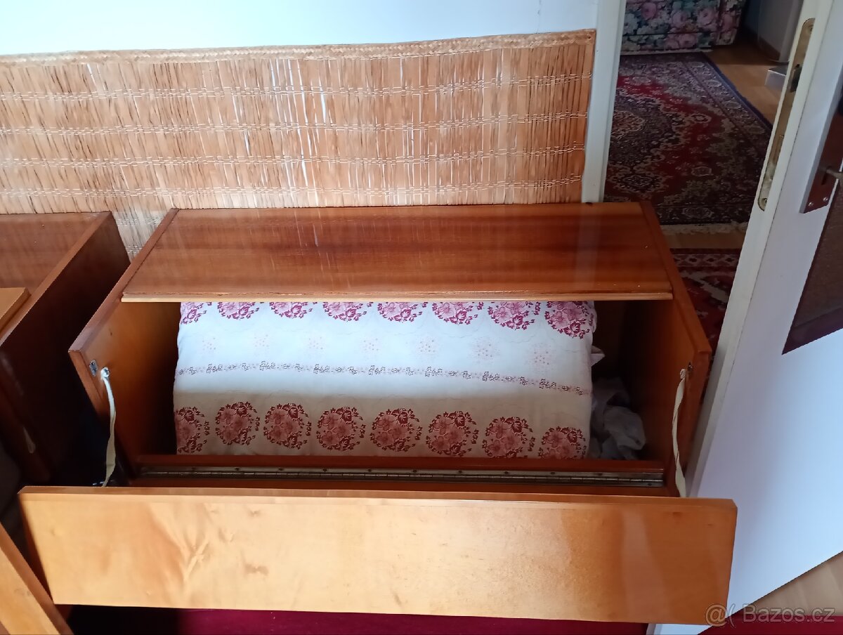 Retro peřinác - 3