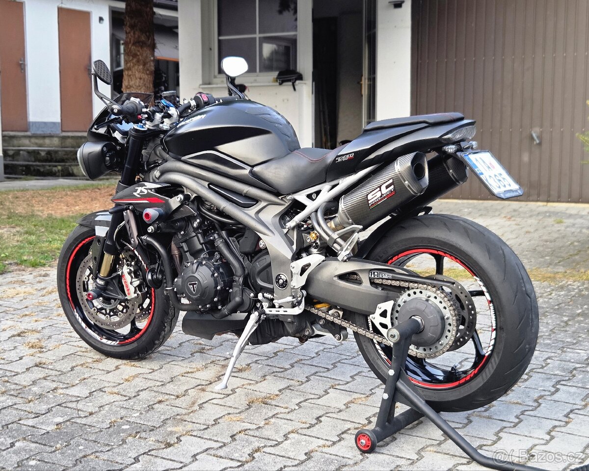 Triumph Speed Triple 1050 RS - 3
