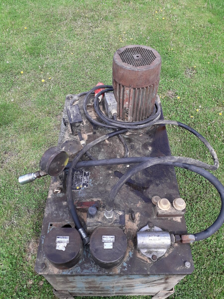 čerpadlo hydraulické štípačka lis - 3