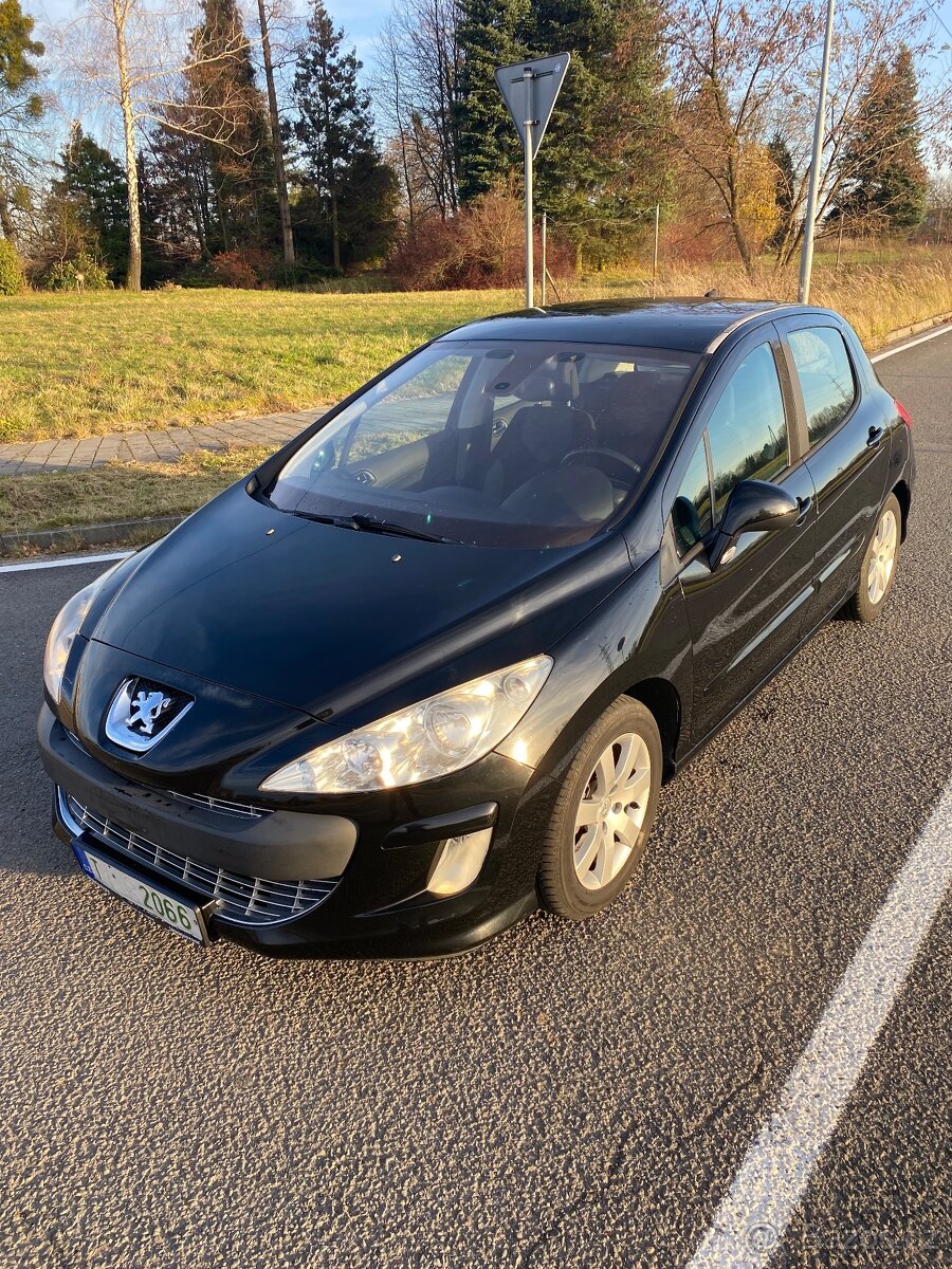 PEUGEOT 308 ROK 2008 1.6i 88kW BENZÍN + LPG - 3