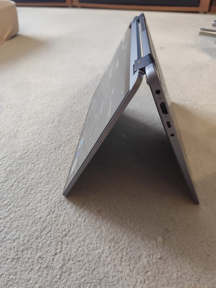 Lenovo IdeaPad Slim 5 14ABR8 - 3