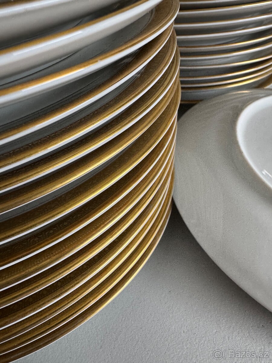 Talíře Carslbad Czechoslovakia Bohemia 31x kusů sada - 3