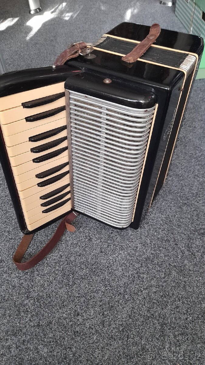 Harmonika Ligna, vyzvednutí Praha 5 - 3