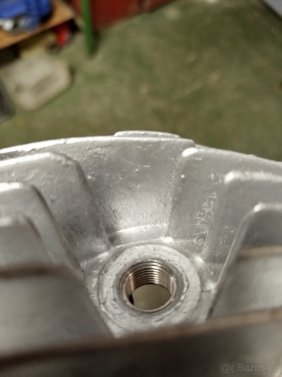 Prodám hlavu Jawa 250/353 Kývačka první typ, Jawa 250 Pérák - 3