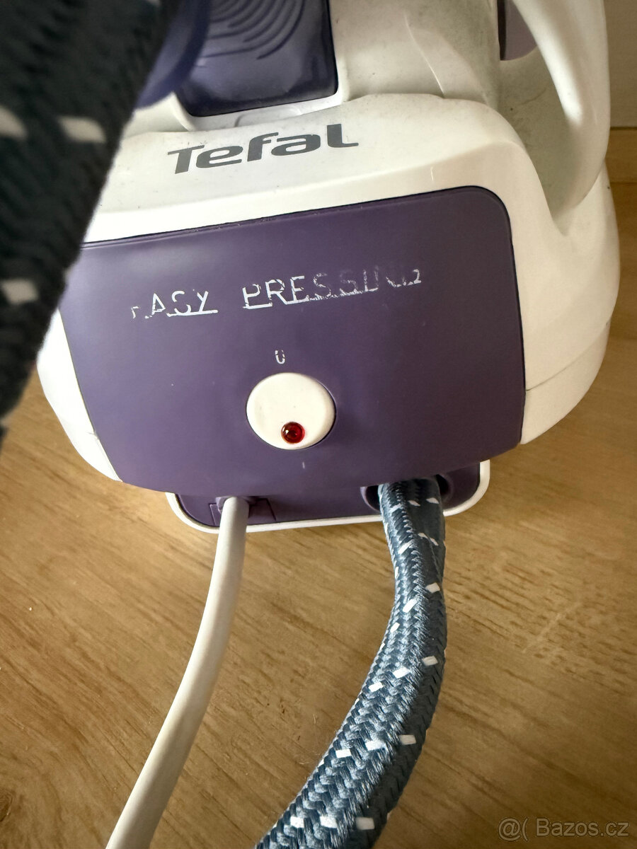 Žehlička - Parní generátor Tefal Easy Pressing GV5221 - 3