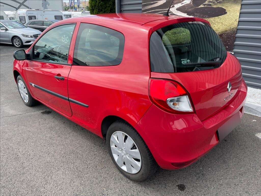 Renault Clio 1,5 (2009) - 3