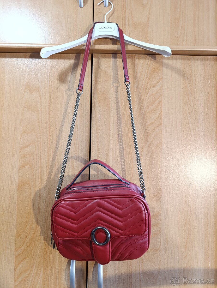 Červená crossbody kabelka - 3