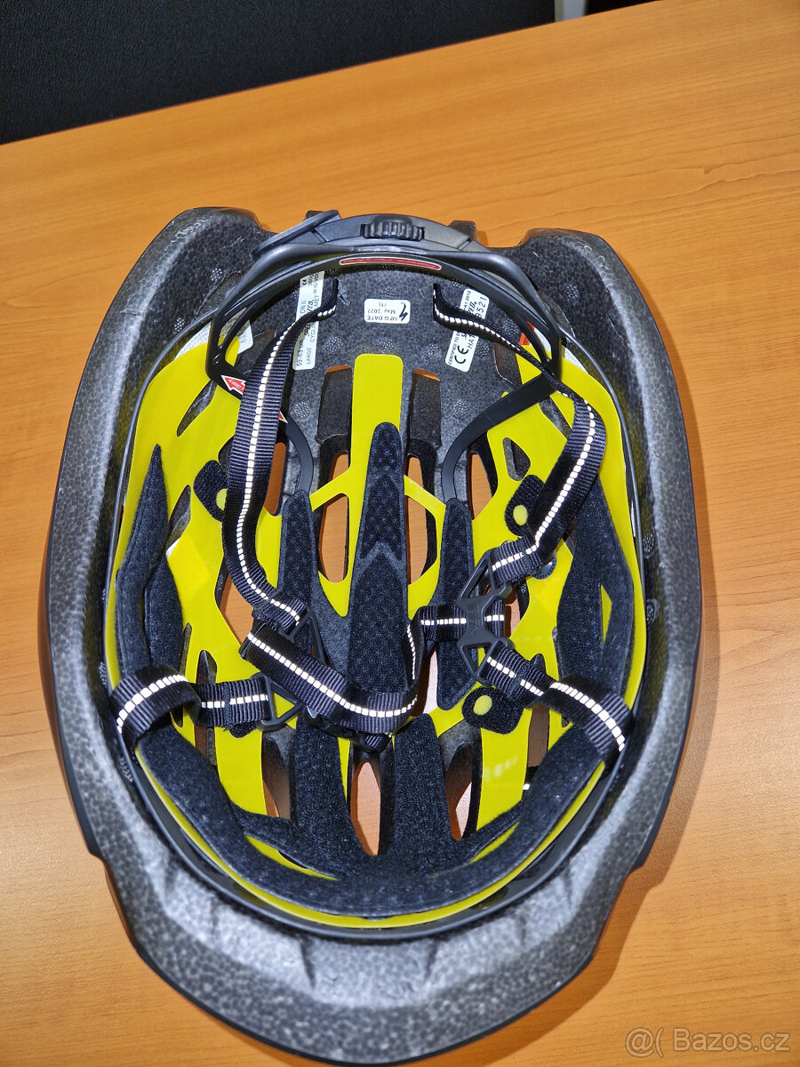 Cyklistická přilba Specialized Echelon II Black L - 3