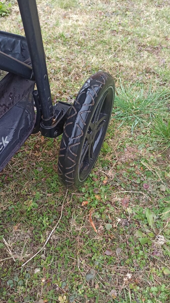 Sportovní kočárek - 3